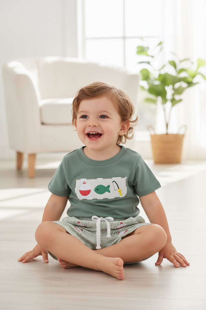 Fishing bot toddler t-shirt and shorts